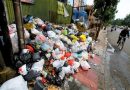 Bandung Darurat Sampah, Berhari-hari Tidak Diangkut Hingga Menumpuk Dan Berbau Busuk